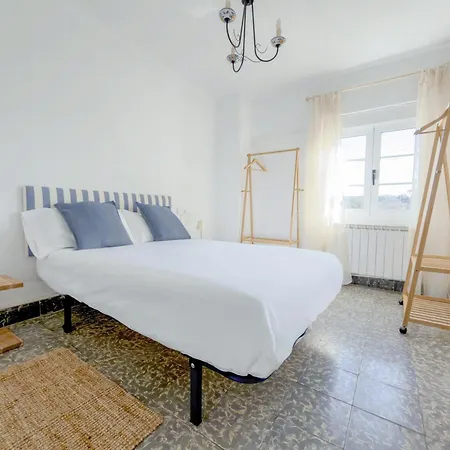 Cintha Casa 8 Junto Al Golf De * Luarca